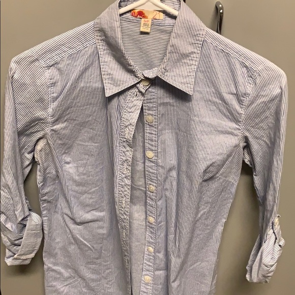 Button up - Picture 2 of 2